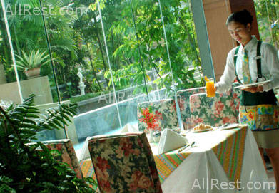 Royal Princess Srinakarin Hotel 12
